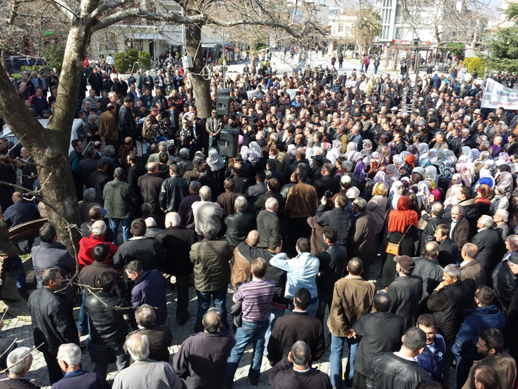 Çiftçiler hükümete Gümülcine şehir meydanından seslendi